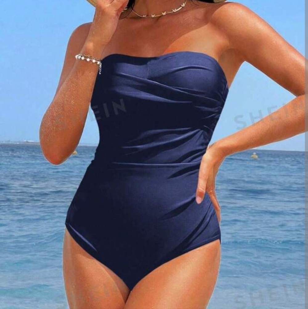 ✨️ 5 For $20✨️Strapless swimsuit